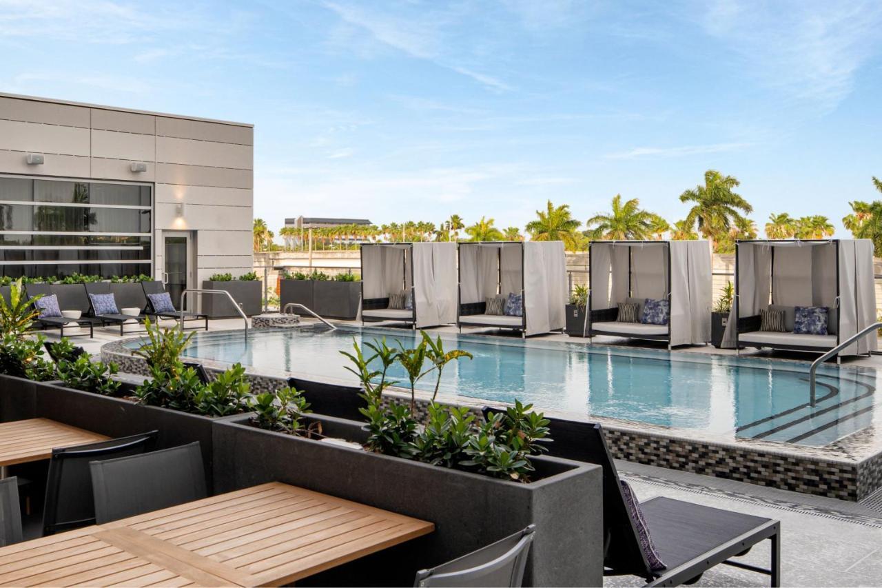 Ac Hotel By Marriott Miami Dadeland Экстерьер фото